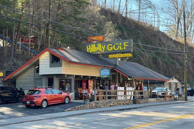 7 Best Mini Golf Courses in Gatlinburg